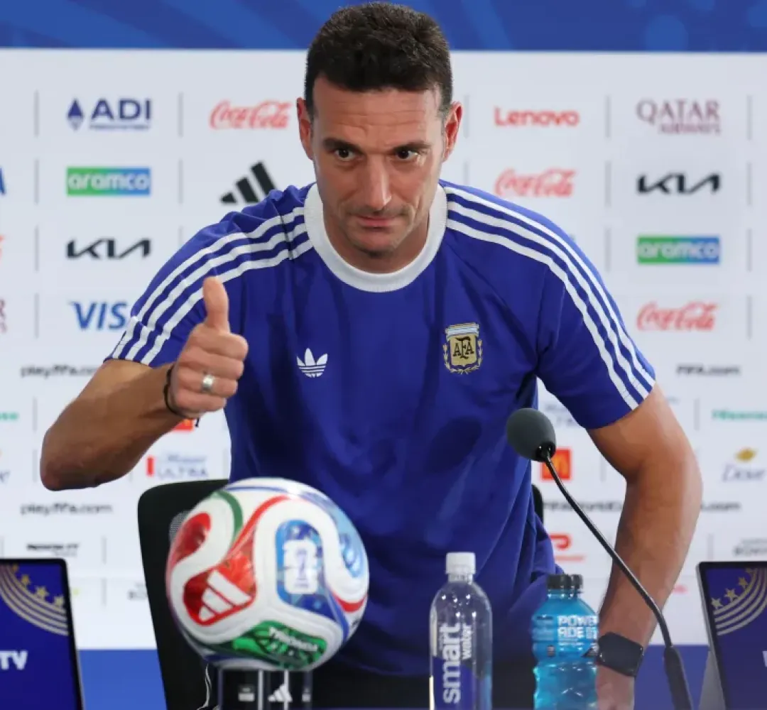 Scaloni conduziu a Argentina ao título mundial