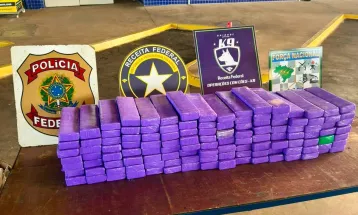 Receita Federal apreende mais de 100 kg de droga na Ponte Internacional da Amizade
