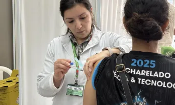 Campanha de vacinação aplica mais de 600 doses e vacina da gripe lidera procura