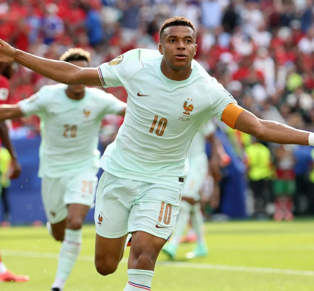 Mbappé marcou outra vez