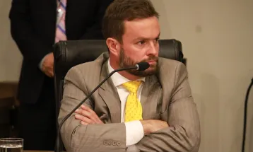 Pesquisa do Instituto Veritá é suspensa pelo TRE-PR após ação do PSD