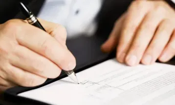 TCE-PR orienta prefeituras a esperar fim de recursos antes de assinar contratos de licitações
