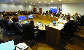 CCJ aprova política estadual para combater golpes digitais e crimes cibernéticos com uso de IA
