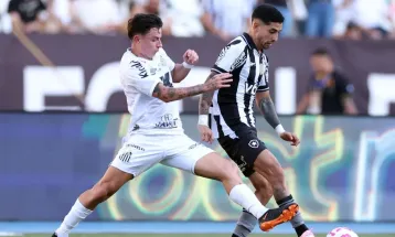 Botafogo e Santos abrem retomada do Brasileirão; veja horário, onde assistir e prováveis escalações