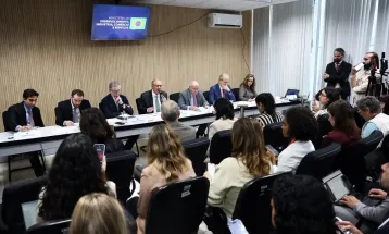 Governo anuncia nova rodada de apoio a empresas afetadas por tarifas dos EUA