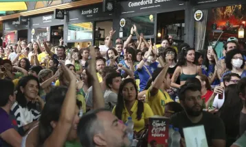 Final da Copa deve lotar bares e restaurantes; Abrabar orienta setor a reforçar equipes e estoques