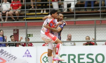 Cascavel Futsal busca empate nos segundos finais contra o Atlântico pela Liga Nacional de Futsal