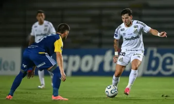 Cuca vê base como saída para crise do Santos e faz alerta