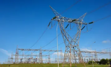 Governo antecipa geração de 1,8 GW de energia para reforçar sistema elétrico diante de risco de El Niño