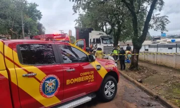 Trabalhador morre após ser atingido por caminhão durante remoção de veículo em Cascavel