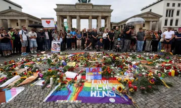 Polícia alemã mata suspeito de ataque à Parada LGBTQIAPN+ em Berlim