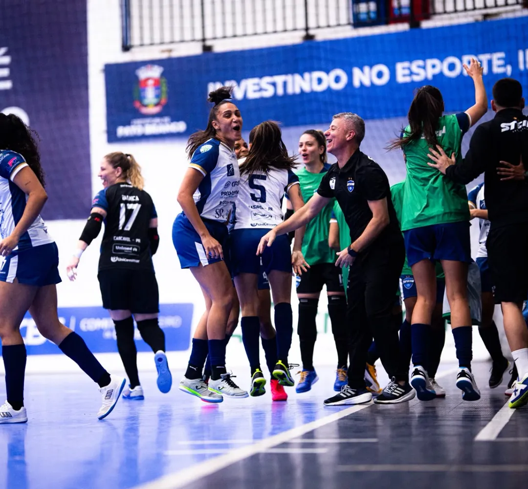As meninas venceram em Pato Branco