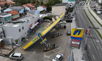 Ventania acima de 100 km/h foi causada por combinação de fenômenos atmosféricos, explicam especialistas