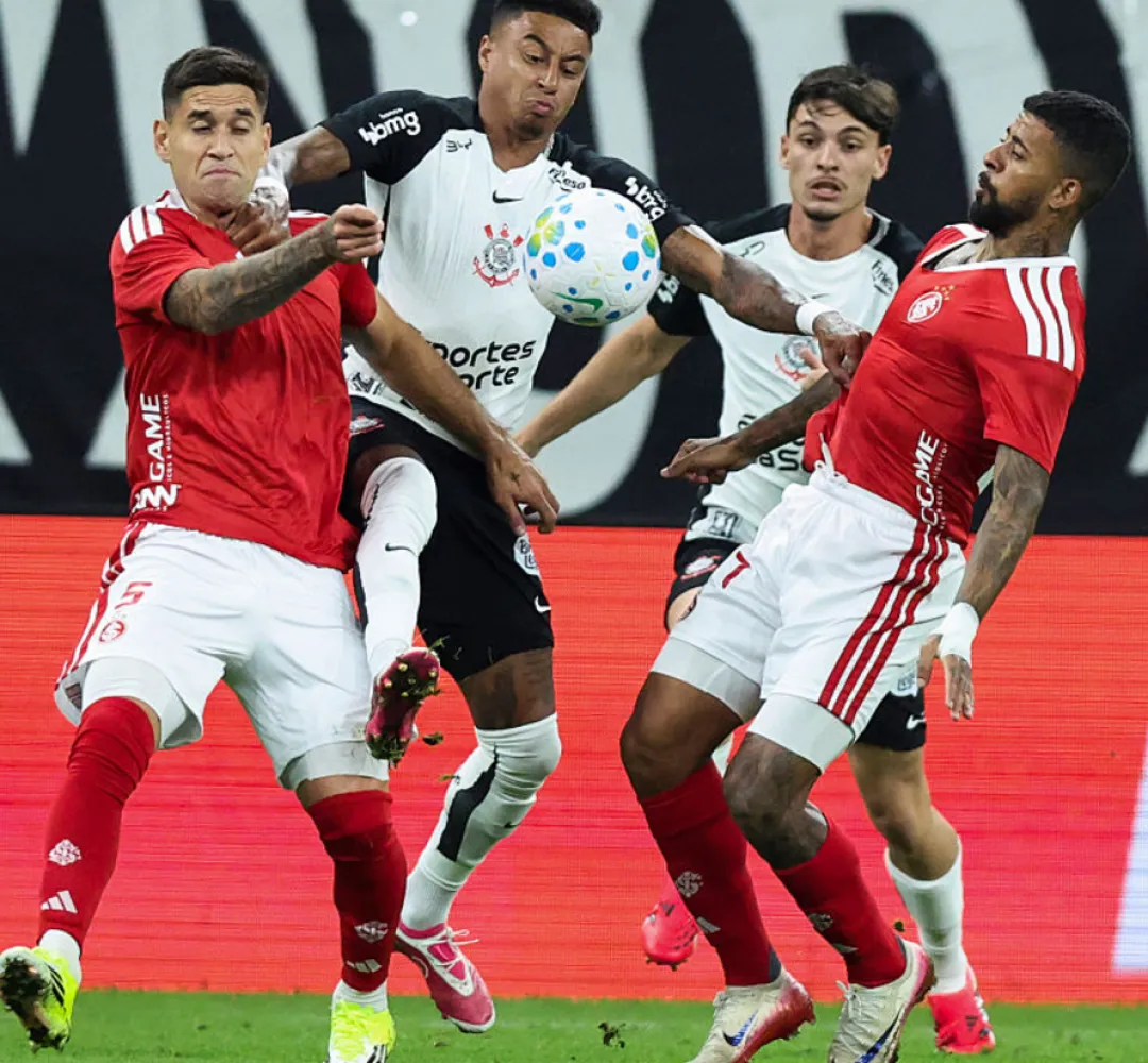 Colorado e Timão jogam pelo mata-mata