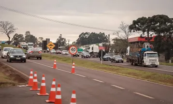 Obras da trincheira no Cascavel Velho: PRF recomenda rotas alternativas na BR-277