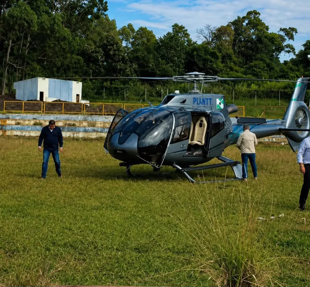 Helicóptero usado por Sandro Alex