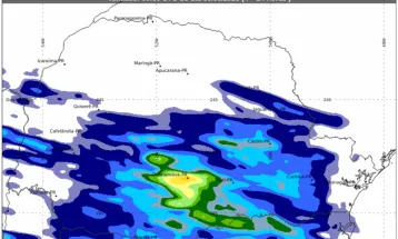 Chuva avança por todo o Paraná e quarta-feira será marcada por risco de temporais