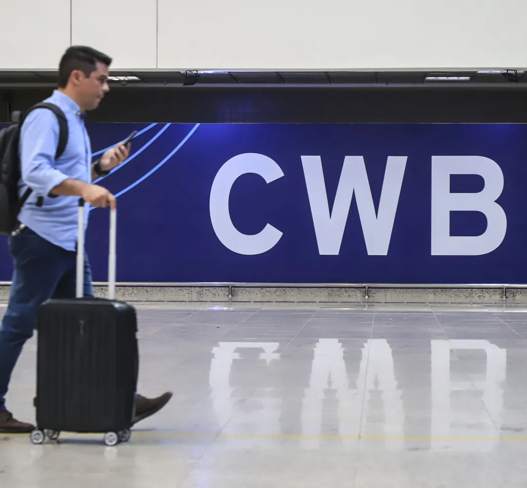 cwb aeroporto