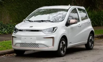 JAC Motors tira carros de linha e reduz lojas no Brasil