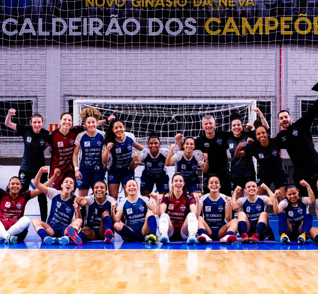O Stein volta a jogar na Neva neste sábado