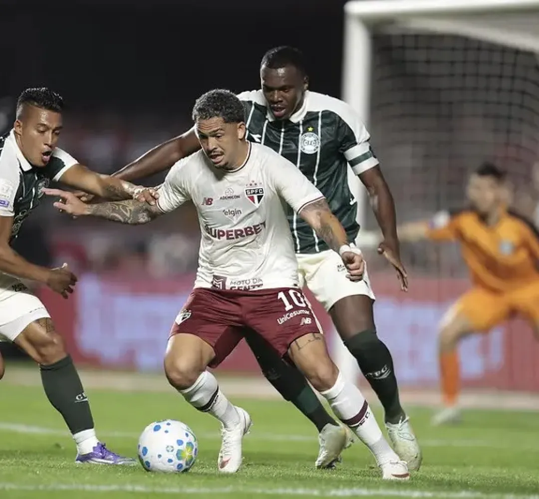 O São Paulo empatou com o Coxa em casa