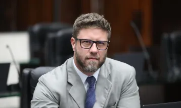 Requião Filho defende volta das escolas cívico-militares ao modelo de escola pública