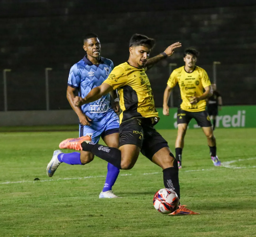 O Cascavel joga com o Azuriz