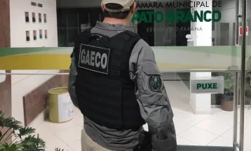 Presidente da Câmara de Pato Branco é alvo de mandado em nova fase de operação sobre fraudes em licitações